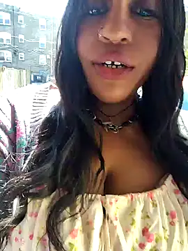 AmazonianMistress online show from April 2026 06:27:01 PM