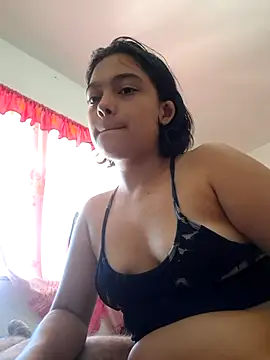 littlemelii online show from February 2026 06:37:02 PM