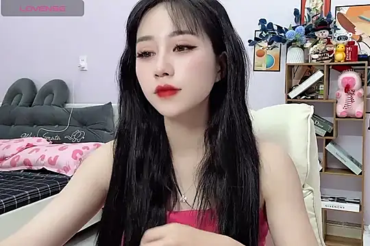  LLisa  online show from December 2024 06:56:02 PM