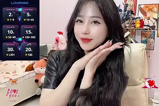  LLisa  online show from January 2025 12:03:01 AM