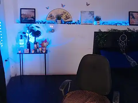 LiaScarlett online show from September 2025 07:26:01 PM