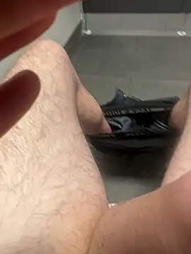 Drummer112 online show from April 2026 12:00:02 PM