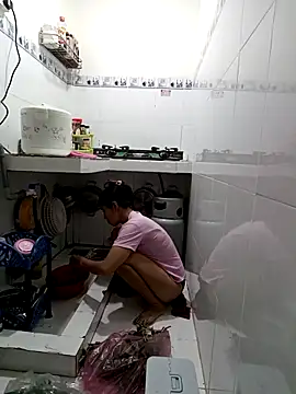 2HotAsain4u online show from February 2025 12:33:01 PM