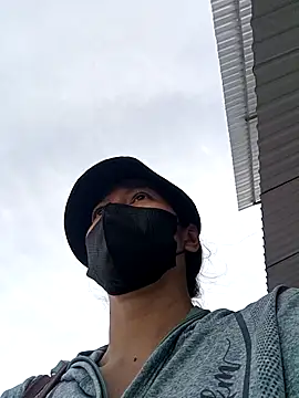 2HotAsain4u online show from November 2025 12:57:02 AM