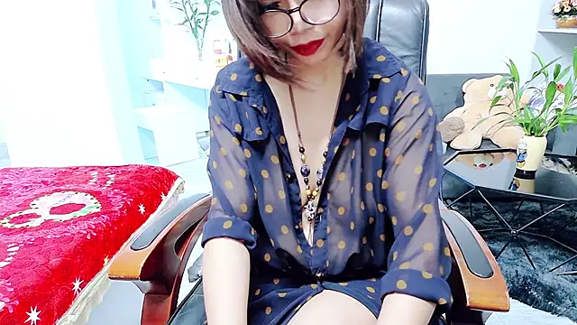 Miu-Le online show from May 2026 04:50:01 AM