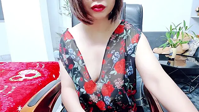 Miu-Le online show from May 2026 08:28:01 PM