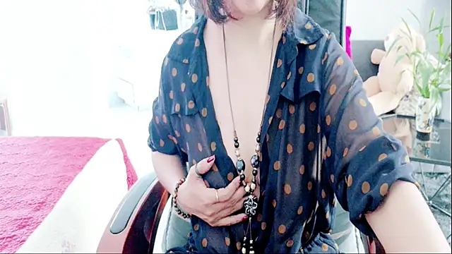 Snapshot of Miu-Le chatting on July 2026 08:10:01 AM Miu-Le online show from July 2026 08:10:01 AM