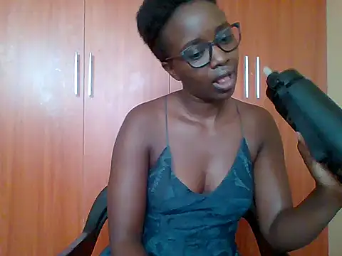 Snapshot of sexy_darleen23 chatting on April 2026 10:02:02 AM sexy darleen23 online show from April 2026 10:02:02 AM