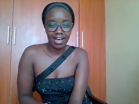 Snapshot of sexy_darleen23 chatting on May 2026 10:42:02 AM sexy darleen23 online show from May 2026 10:42:02 AM