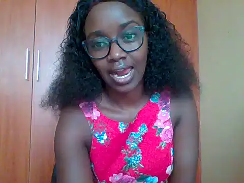 Snapshot of sexy_darleen23 chatting on May 2026 09:48:01 AM sexy darleen23 online show from May 2026 09:48:01 AM