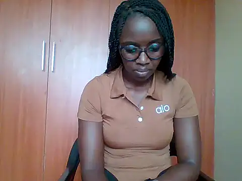 Snapshot of sexy_darleen23 chatting on May 2026 10:23:02 AM sexy darleen23 online show from May 2026 10:23:02 AM