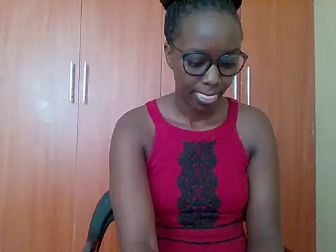 Snapshot of sexy_darleen23 chatting on May 2026 07:47:02 AM sexy darleen23 online show from May 2026 07:47:02 AM