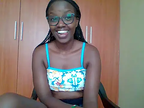Snapshot of sexy_darleen23 chatting on May 2026 09:15:02 AM sexy darleen23 online show from May 2026 09:15:02 AM
