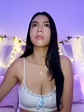 Julie Bennet online show from February 2026 04:17:02 AM