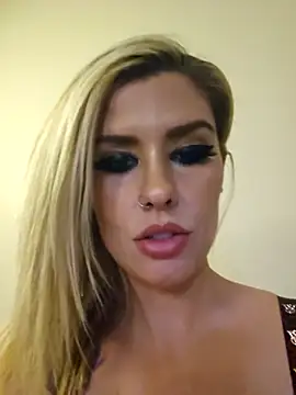 ellieconradxo online show from December 2024 06:31:01 AM