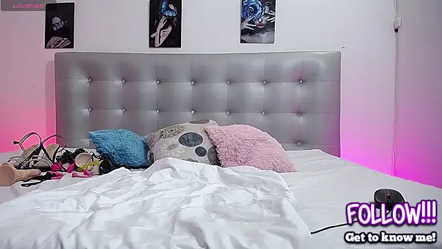 horny-juliette online show from March 2026 03:46:01 PM