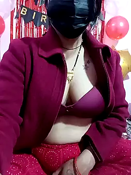 Snapshot of Beauty-khan chatting on January 2025 02:46:01 PM Beauty-khan online show from January 2025 02:46:01 PM