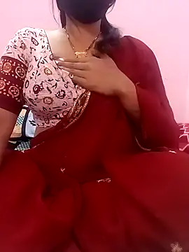 Snapshot of Beauty-khan chatting on January 2025 10:02:01 PM Beauty-khan online show from January 2025 10:02:01 PM
