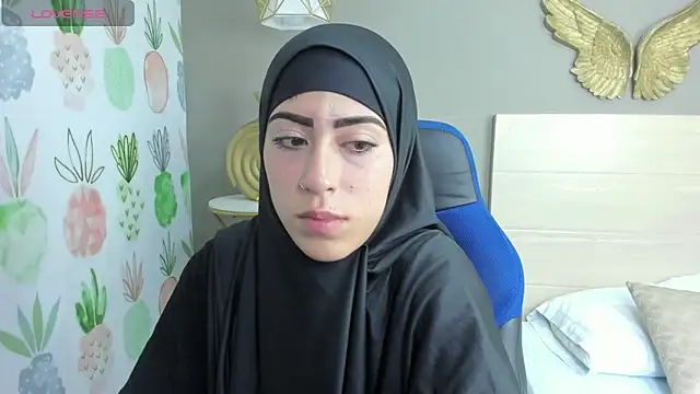 chaymae nah  online show from January 2025 02:22:02 AM