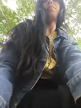 chaymae nah  online show from April 2026 06:45:02 PM