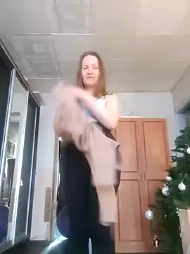 Evelina cute online show from January 2026 12:29:01 PM