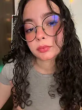 Antoniart  online show from September 2025 02:38:02 AM