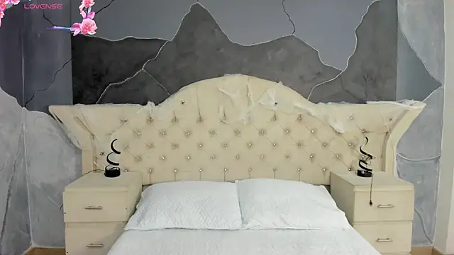 AmberGreyy  online show from October 2025 05:14:02 PM