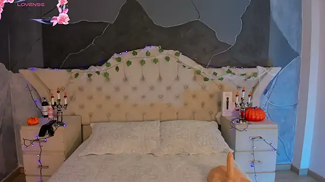 AmberGreyy  online show from October 2025 01:07:02 PM