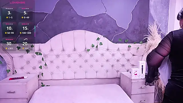 AmberGreyy  online show from February 2026 01:41:02 PM