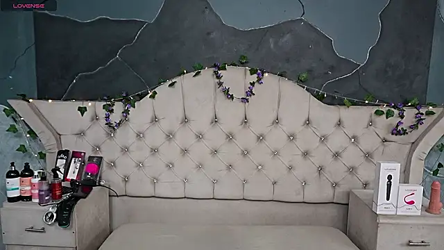 AmberGreyy  online show from March 2026 05:09:02 PM