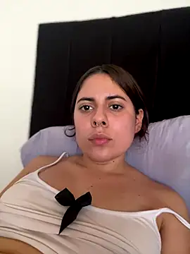 little isabela1 online show from December 2025 03:20:04 PM