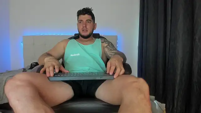 Teilor Creed online show from February 2026 10:50:02 PM