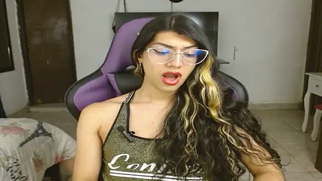 engielphoenis14 online show from January 2025 12:24:01 PM