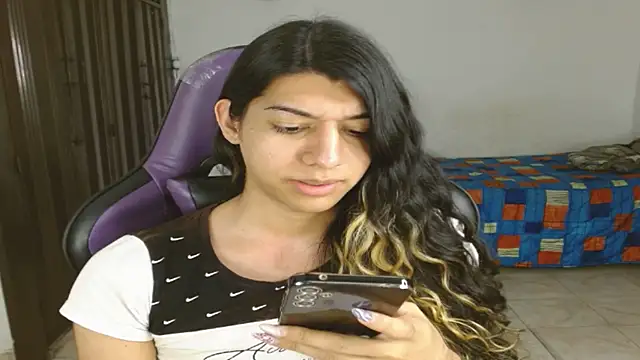 engielphoenis14 online show from October 2025 01:08:02 AM