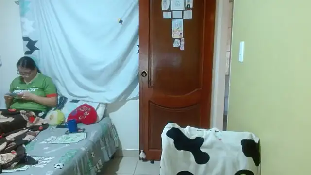 clayre and jill online show from February 2026 07:35:01 PM