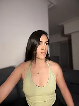 Snapshot of alessandra-a chatting on February 2026 03:10:01 AM alessandra-a online show from February 2026 03:10:01 AM