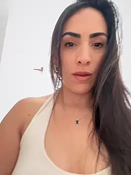 Snapshot of alessandra-a chatting on February 2026 07:06:01 PM alessandra-a online show from February 2026 07:06:01 PM