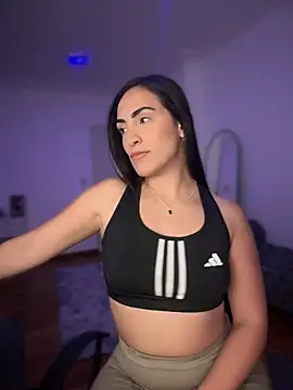 Snapshot of alessandra-a chatting on February 2026 01:56:02 AM alessandra-a online show from February 2026 01:56:02 AM