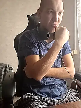 Snapshot of MityaXLoves chatting on November 2025 06:07:02 AM MityaXLoves online show from November 2025 06:07:02 AM