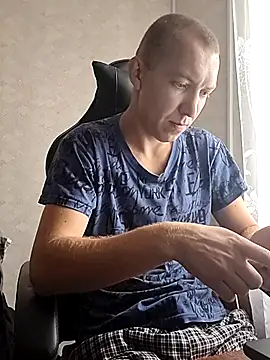 Snapshot of MityaXLoves chatting on November 2025 08:25:02 AM MityaXLoves online show from November 2025 08:25:02 AM