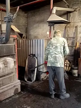 Snapshot of MityaXLoves chatting on November 2025 06:13:01 AM MityaXLoves online show from November 2025 06:13:01 AM