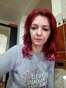 Snapshot of Evadesirex46 chatting on March 2026 06:30:02 AM Evadesirex46 online show from March 2026 06:30:02 AM
