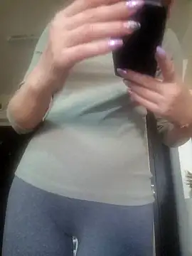 Snapshot of Evadesirex46 chatting on March 2026 08:55:02 AM Evadesirex46 online show from March 2026 08:55:02 AM