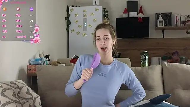 Girl alone home online show from February 2025 03:35:01 PM