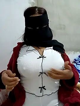 Saakoora online show from December 2025 08:37:02 PM