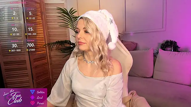 Gloria Lovely online show from December 2024 10:55:02 AM