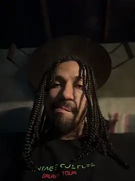 Snapshot of hotcamboy420 chatting on February 2025 05:24:02 AM hotcamboy420 online show from February 2025 05:24:02 AM