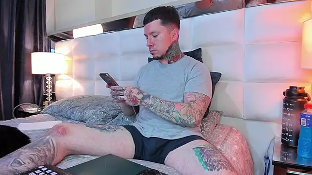 Snapshot of Adam_tatto chatting on October 2025 02:19:02 AM Adam tatto online show from October 2025 02:19:02 AM