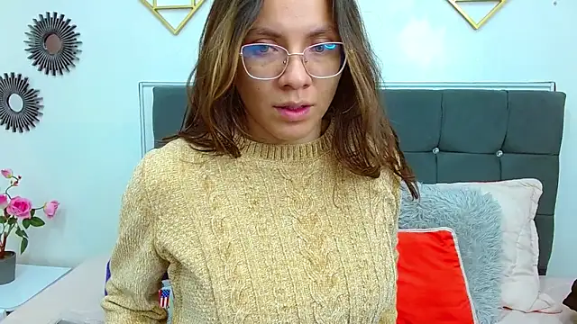 karlamorris  online show from February 2025 01:47:02 PM