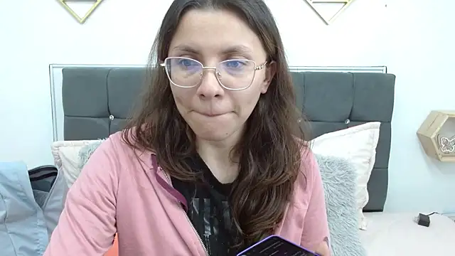 karlamorris  online show from March 2025 06:05:02 PM